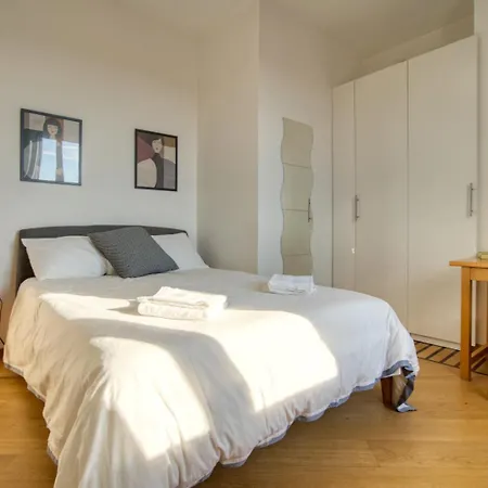 Spacious Penthouse With Panoramic Terrace - 20 Minutes From Duomo Milan Exterior photo