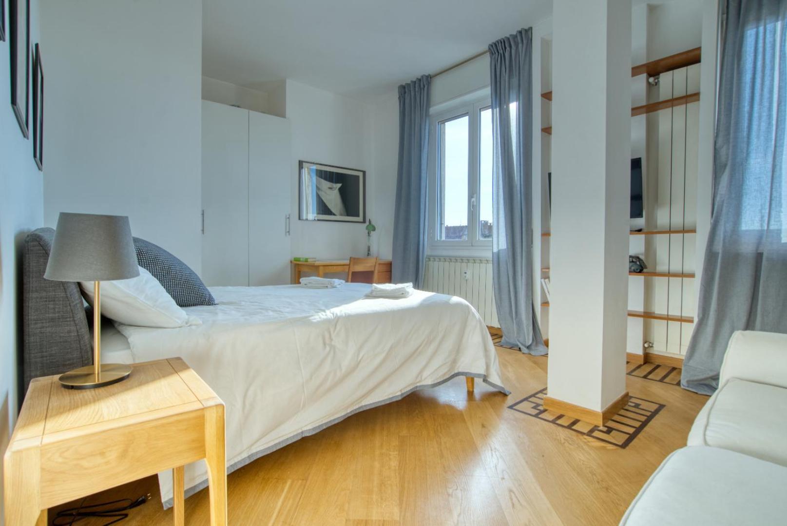 Spacious Penthouse With Panoramic Terrace - 20 Minutes From San Siro & Duomo Mailand