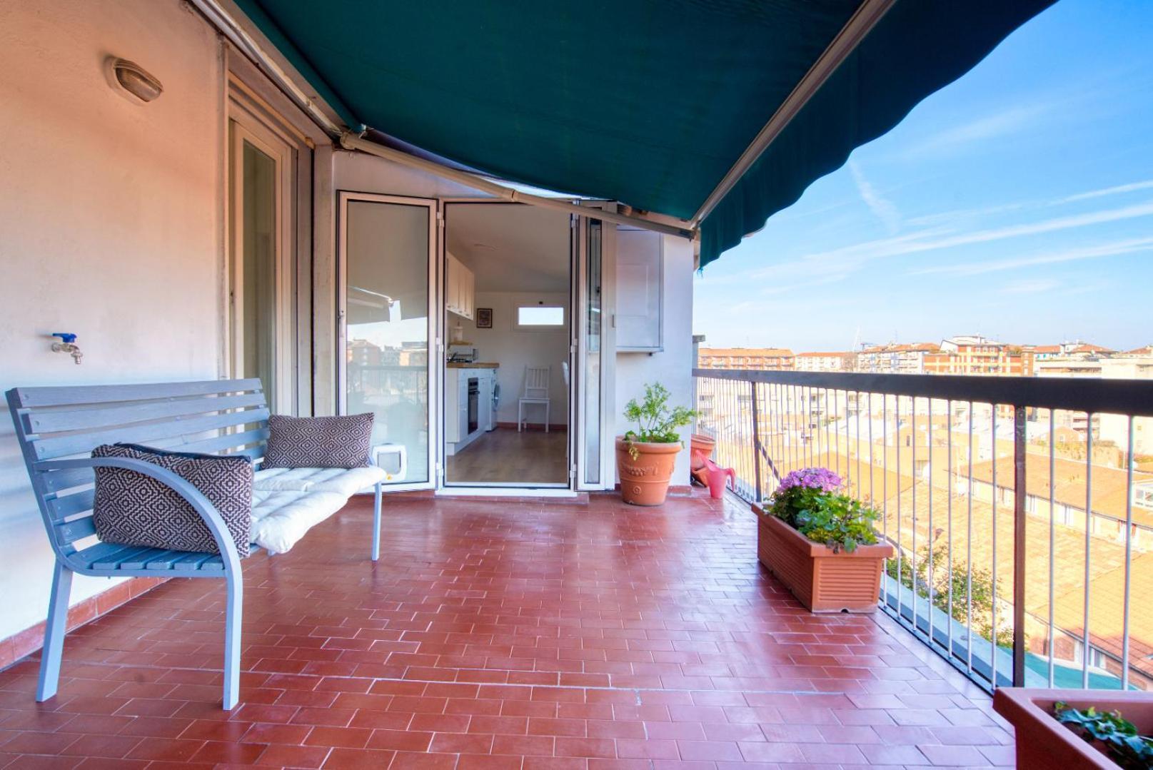 Spacious Penthouse With Panoramic Terrace - 20 Minutes From San Siro & Duomo Appartamento Milano